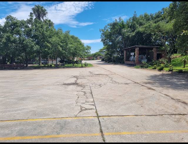 6,218M² WAREHOUSE TO LET IN ROCKY DRIFT